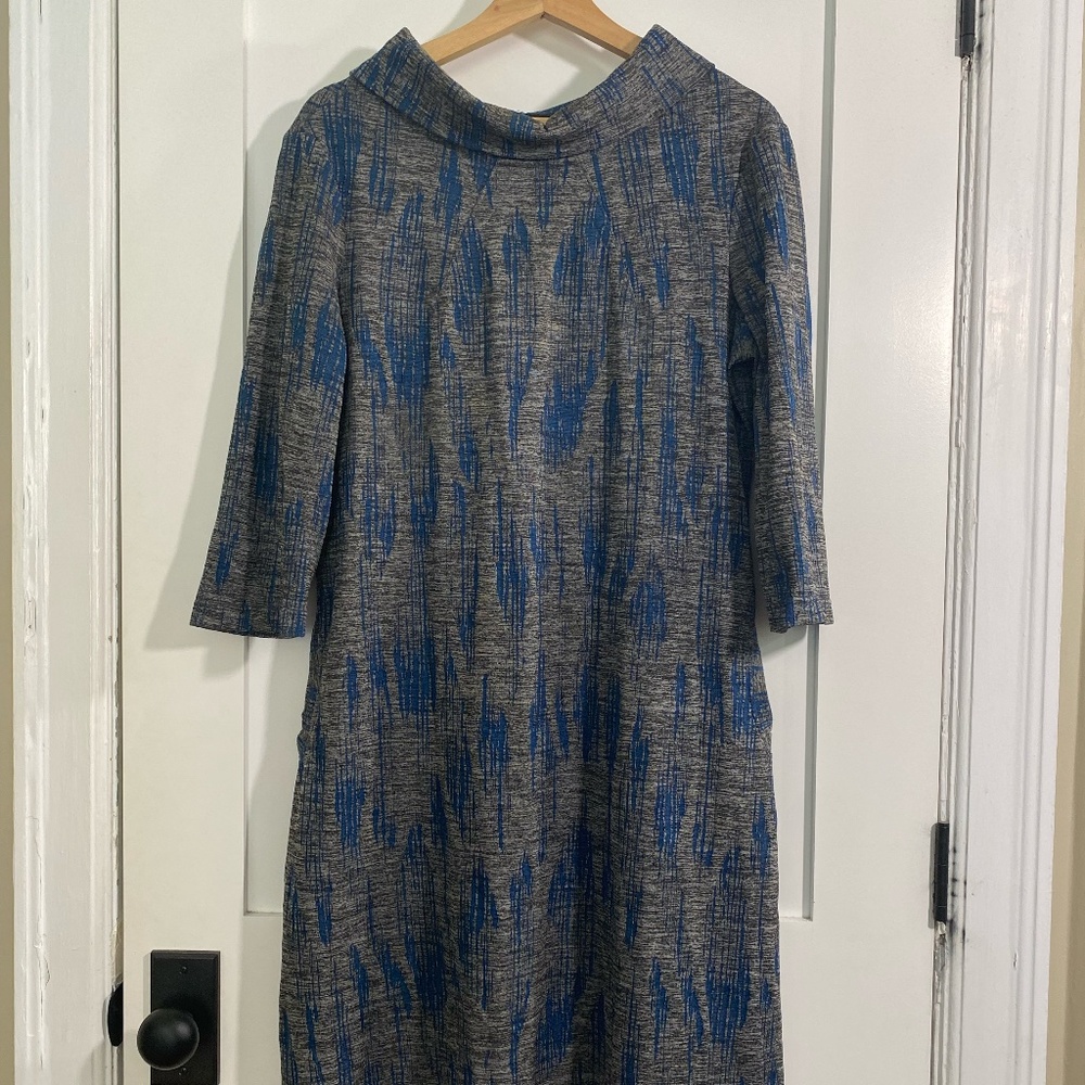 Vintage style Mandala Design blue/gray tunic Size L